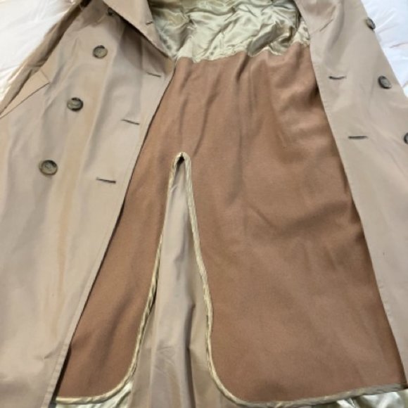 Givenchy Vintage Double Breasted Trench Coat - Picture 16 of 16
